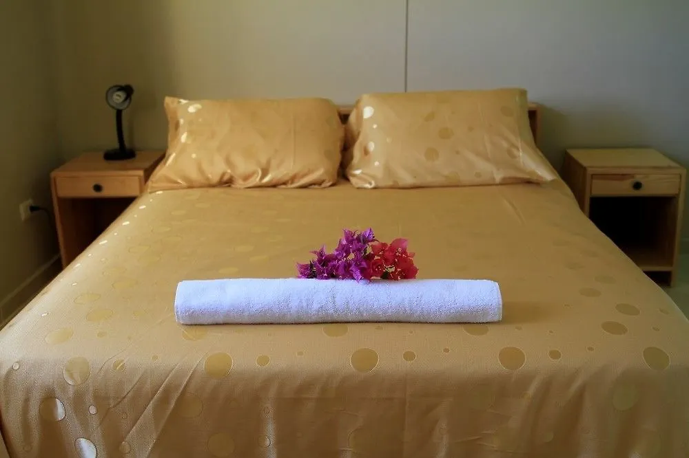 Garden Condos El Batey فندق